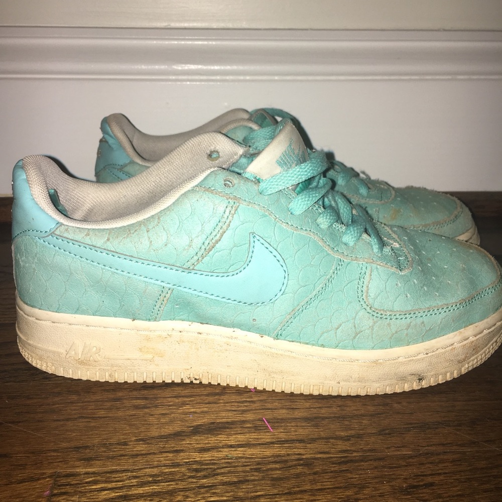 Nike Air Force 1; fish scale print